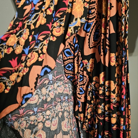 NWOT Southwestern Boho Floral Wrap Dress - Picture 6 of 8